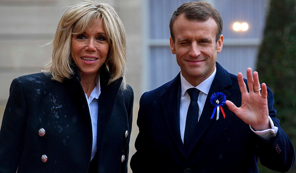 Pour montrer que la situation est sous contrôle, Emmanuel Macron va envoyer Brigitte dans un EHPAD
